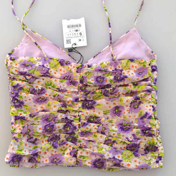Zara draped floral top, NWT, S but fits like XS - Picture 4 of 4